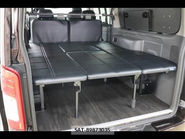 Nissan NV350 Caravan 2020-05 7272609-3