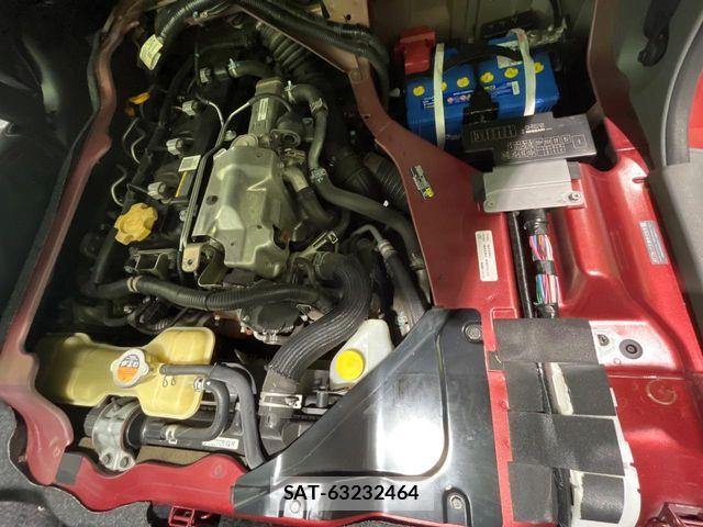 Nissan NV350 Caravan 2019-05 7329102-17