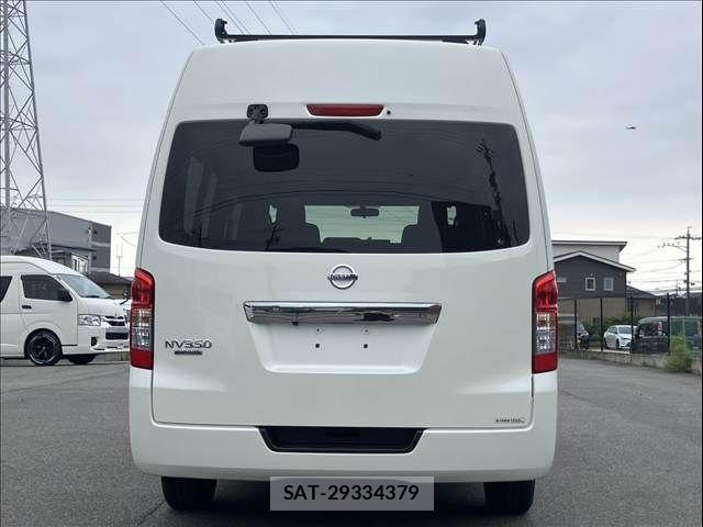 Nissan NV350 Caravan 2019-03 7329099-2