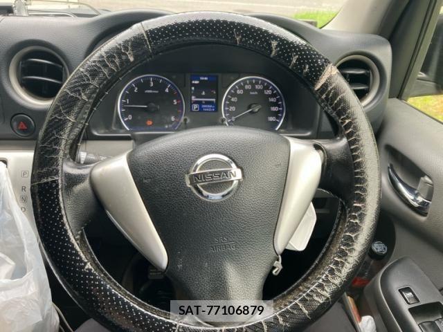 Nissan NV350 Caravan 2013-07 7359186-15