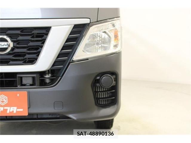 Nissan NV350 Caravan 2019-05 7359190-14