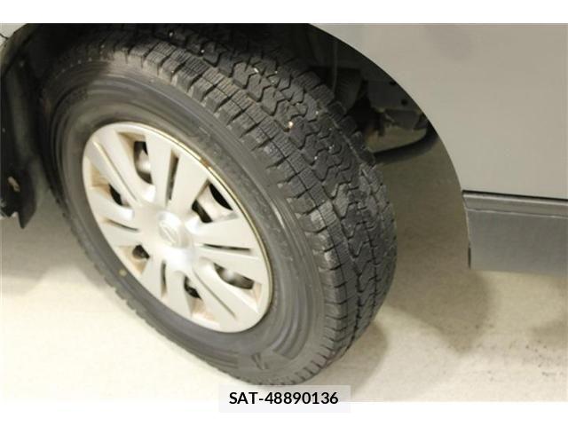 Nissan NV350 Caravan 2019-05 7359190-28