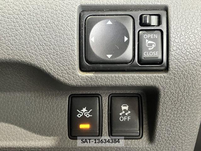 Nissan NV350 Caravan 2020-04 7456551-21
