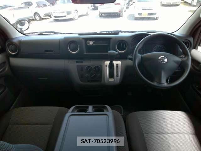 Nissan NV350 Caravan 2019-03 7502074-9
