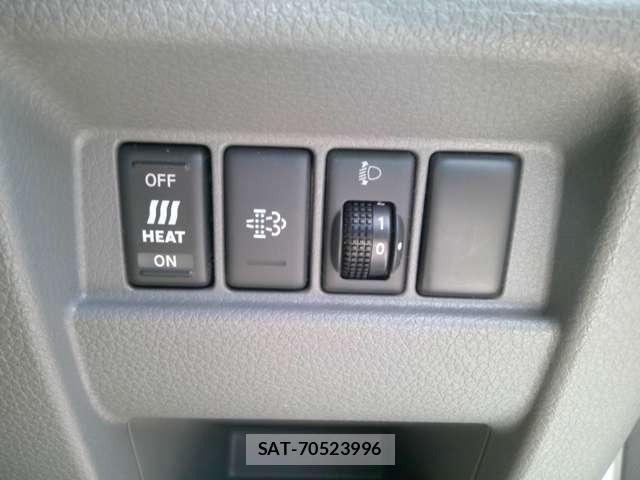 Nissan NV350 Caravan 2019-03 7502074-15
