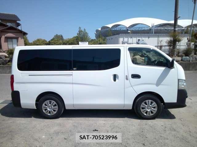 Nissan NV350 Caravan 2019-03 7502074-4