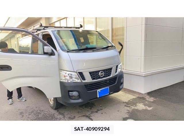 Nissan NV350 Caravan 2016-10 7509579-0
