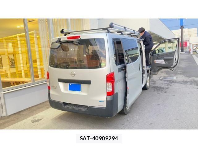 Nissan NV350 Caravan 2016-10 7509579-3