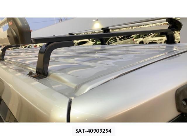 Nissan NV350 Caravan 2016-10 7509579-7