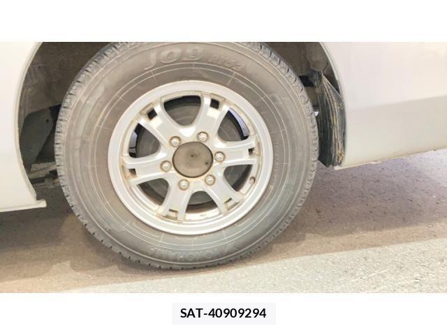 Nissan NV350 Caravan 2016-10 7509579-8