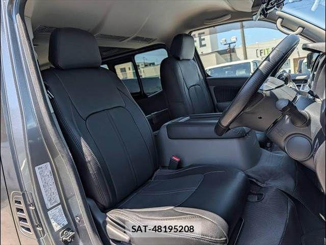 Nissan NV350 Caravan 2020-09 7502073-10