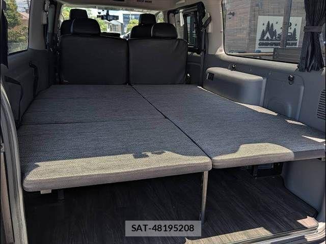Nissan NV350 Caravan 2020-09 7502073-7