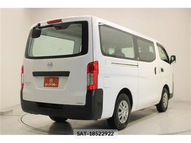 Nissan NV350 Caravan 2019-01 7618993-11