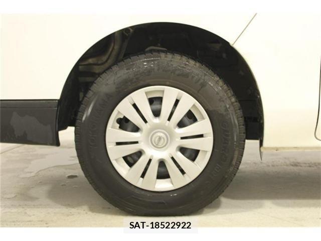 Nissan NV350 Caravan 2019-01 7618993-24