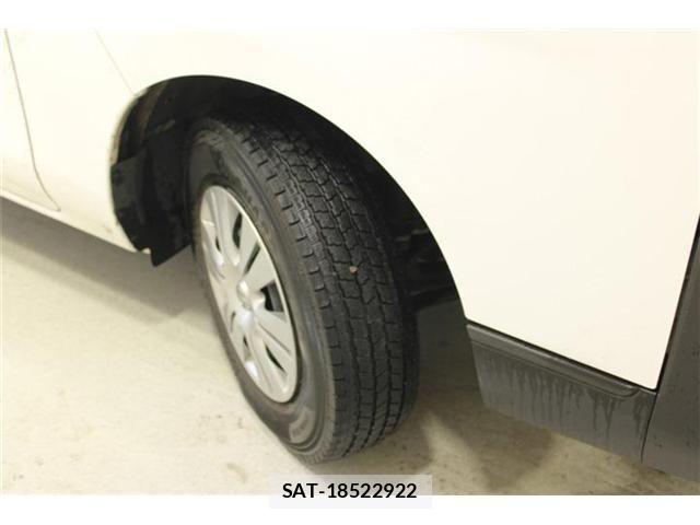 Nissan NV350 Caravan 2019-01 7618993-27