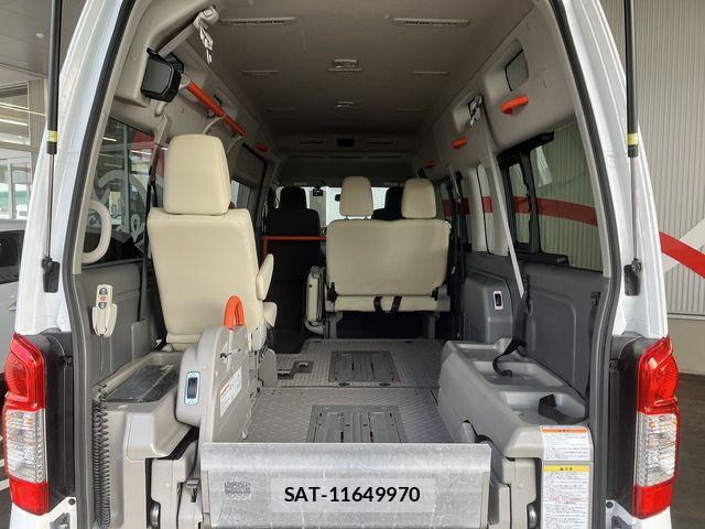 Nissan NV350 Caravan 2021-09 7618991-9