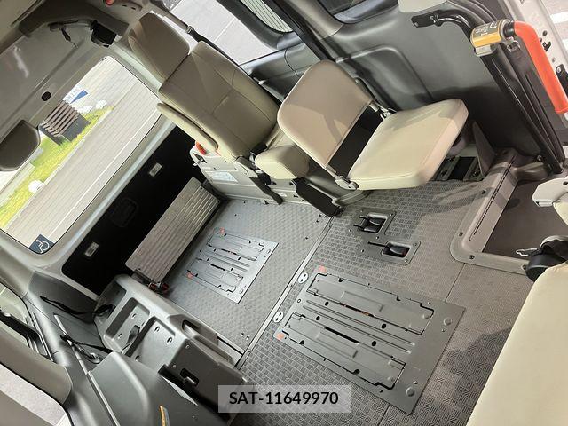 Nissan NV350 Caravan 2021-09 7618991-14