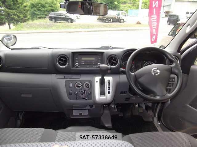 Nissan NV350 Caravan 2019-08 7726849-2