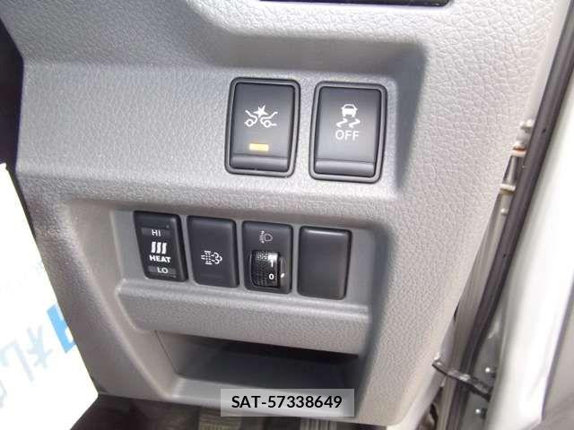 Nissan NV350 Caravan 2019-08 7726849-3
