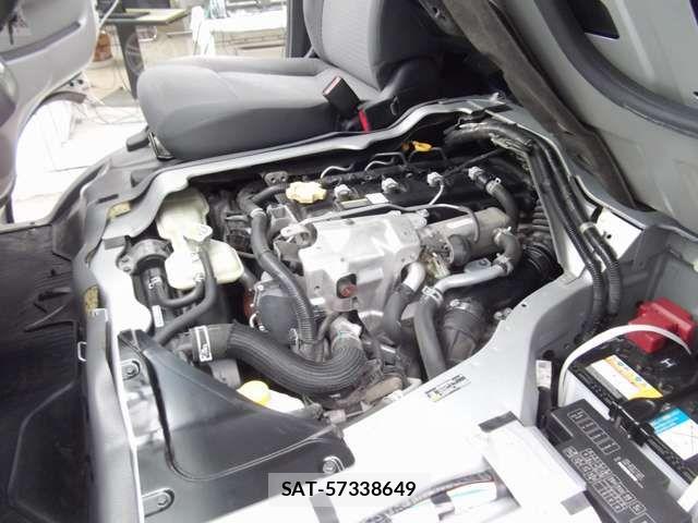 Nissan NV350 Caravan 2019-08 7726849-6