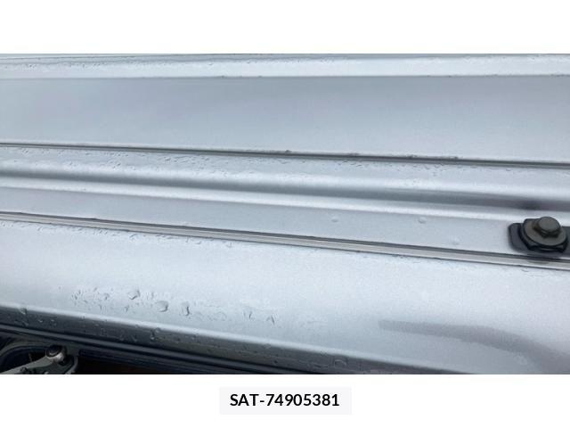 Nissan NV350 Caravan 2018-10 7726852-11