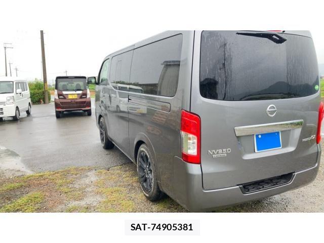 Nissan NV350 Caravan 2018-10 7726852-5