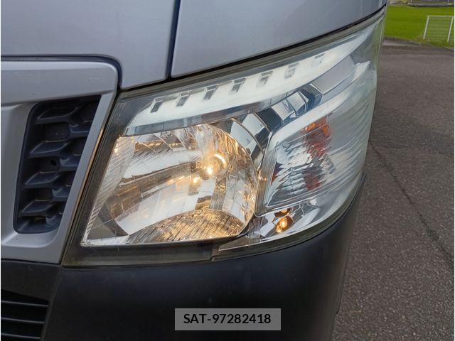 Nissan NV350 Caravan 2016-10 7726853-18