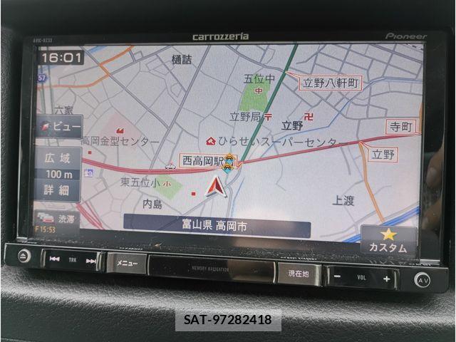 Nissan NV350 Caravan 2016-10 7726853-5
