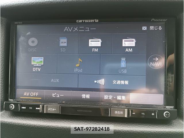 Nissan NV350 Caravan 2016-10 7726853-6