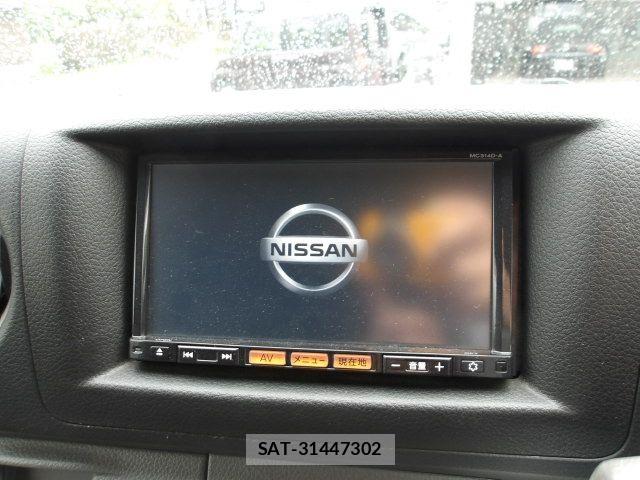 Nissan NV350 Caravan 2015-03 7878572-9
