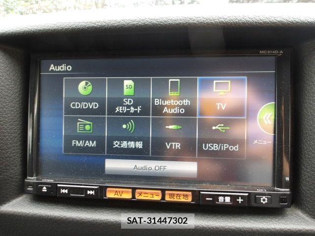 Nissan NV350 Caravan 2015-03 7878572-10
