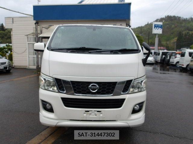Nissan NV350 Caravan 2015-03 7878572-1