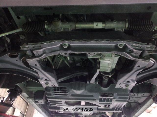 Nissan NV350 Caravan 2015-03 7878572-23