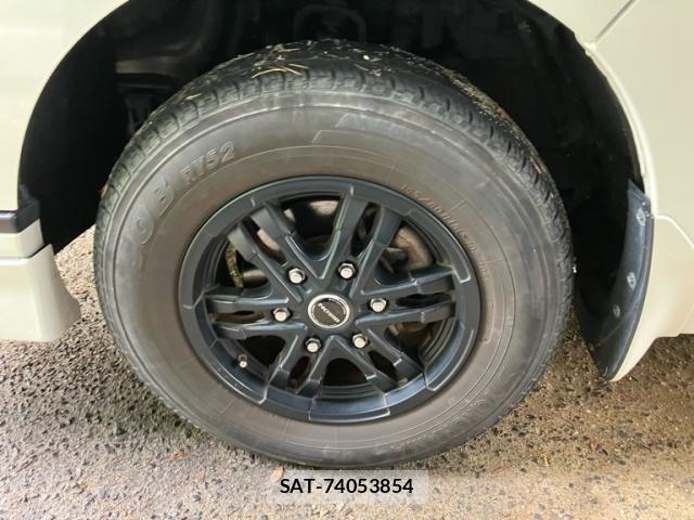 Nissan NV350 Caravan 2018-09 7878570-9
