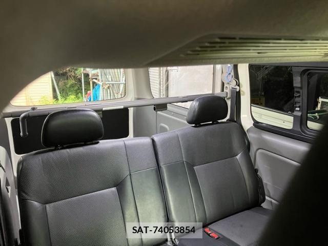 Nissan NV350 Caravan 2018-09 7878570-13
