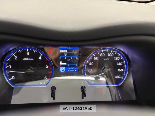 Nissan NV350 Caravan 2017-03 7878569-12