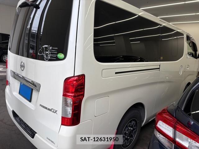 Nissan NV350 Caravan 2017-03 7878569-3