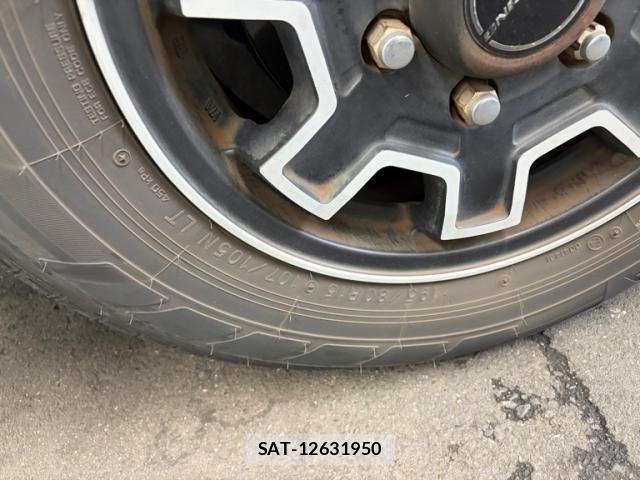 Nissan NV350 Caravan 2017-03 7878569-5