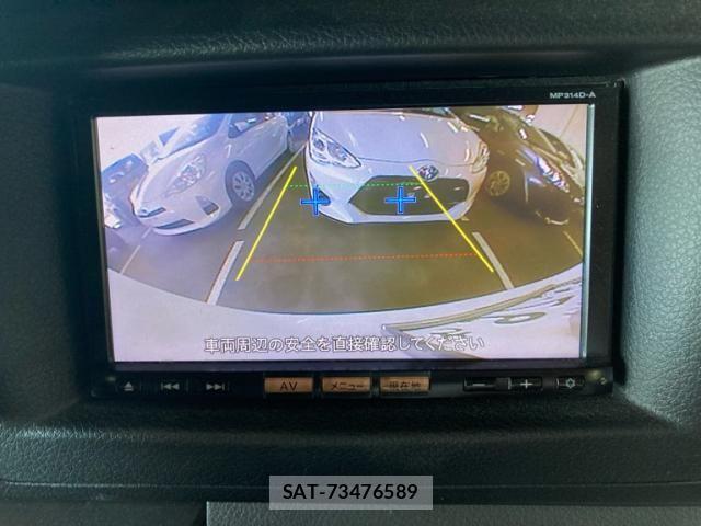 Nissan NV350 Caravan 2015-03 7878573-13