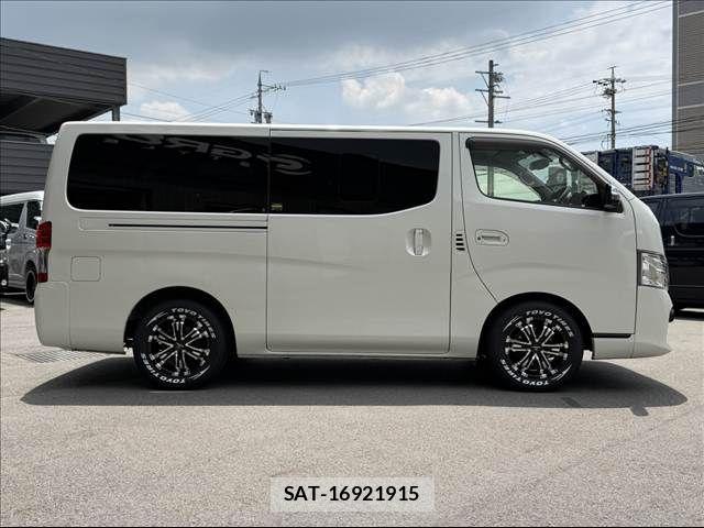 Nissan NV350 Caravan 2019-07 7878562-12
