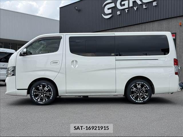 Nissan NV350 Caravan 2019-07 7878562-13