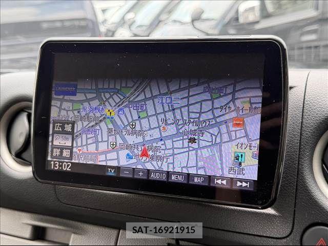 Nissan NV350 Caravan 2019-07 7878562-6