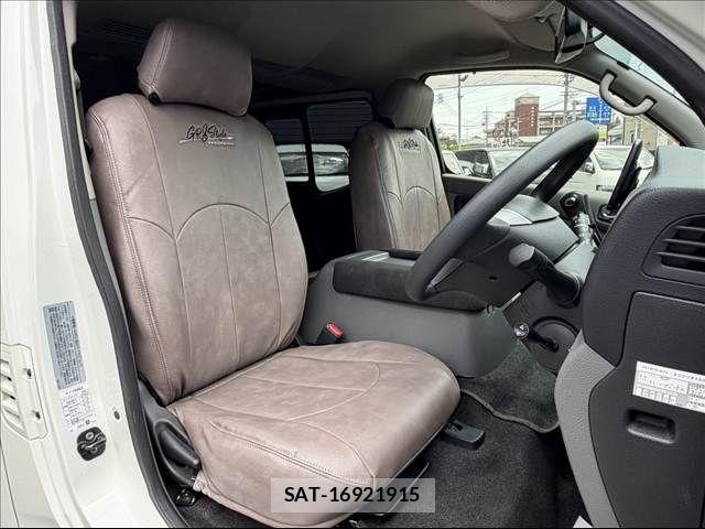 Nissan NV350 Caravan 2019-07 7878562-8