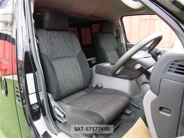 Nissan NV350 Caravan 2020-09 7878559-5
