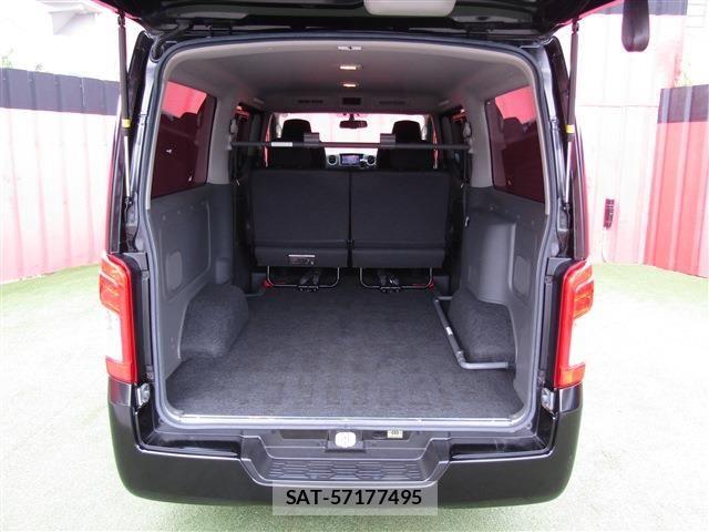 Nissan NV350 Caravan 2020-09 7878559-7