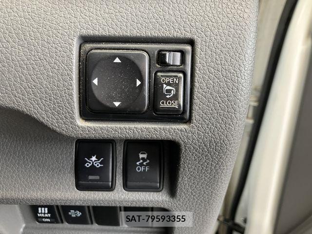 Nissan NV350 Caravan 2019-07 7963151-17