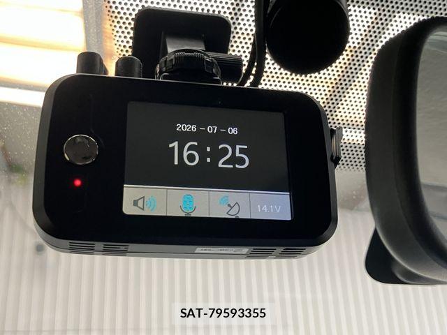 Nissan NV350 Caravan 2019-07 7963151-19