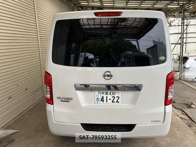 Nissan NV350 Caravan 2019-07 7963151-6