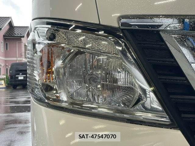 Nissan NV350 Caravan 2019-03 7963150-23