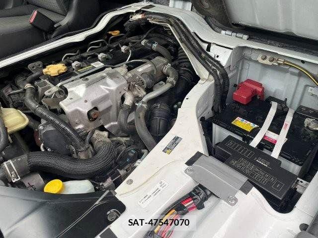 Nissan NV350 Caravan 2019-03 7963150-28